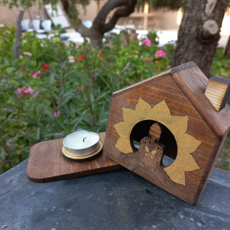 جاعودی کلبه چوبی تمام چوب
